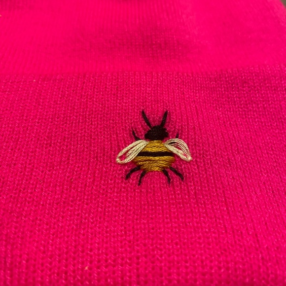 In & out needlework bee beanie - Picture 2 of 3